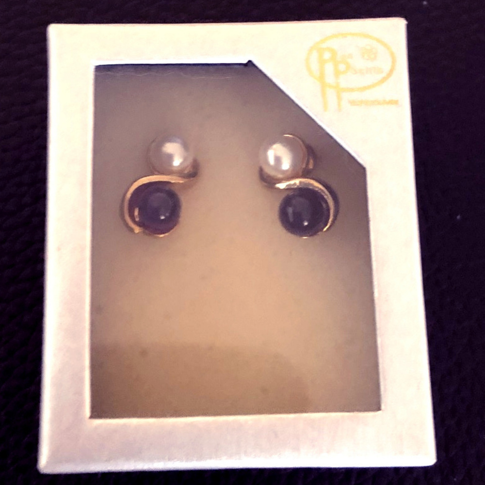Vintage Earrings with Faux Pearl/Amethyst-new